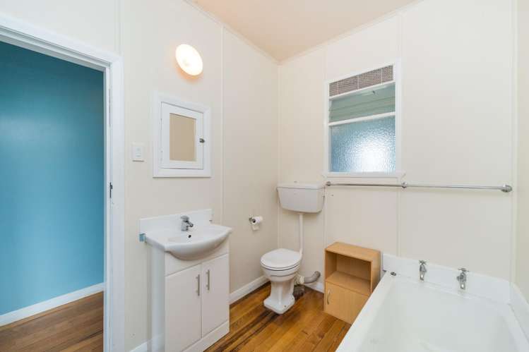 14 Belvedere Crescent Takaro_16
