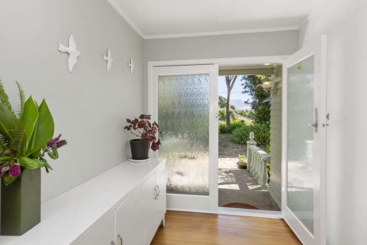 21 Lorenzen Bay Road Raglan_4