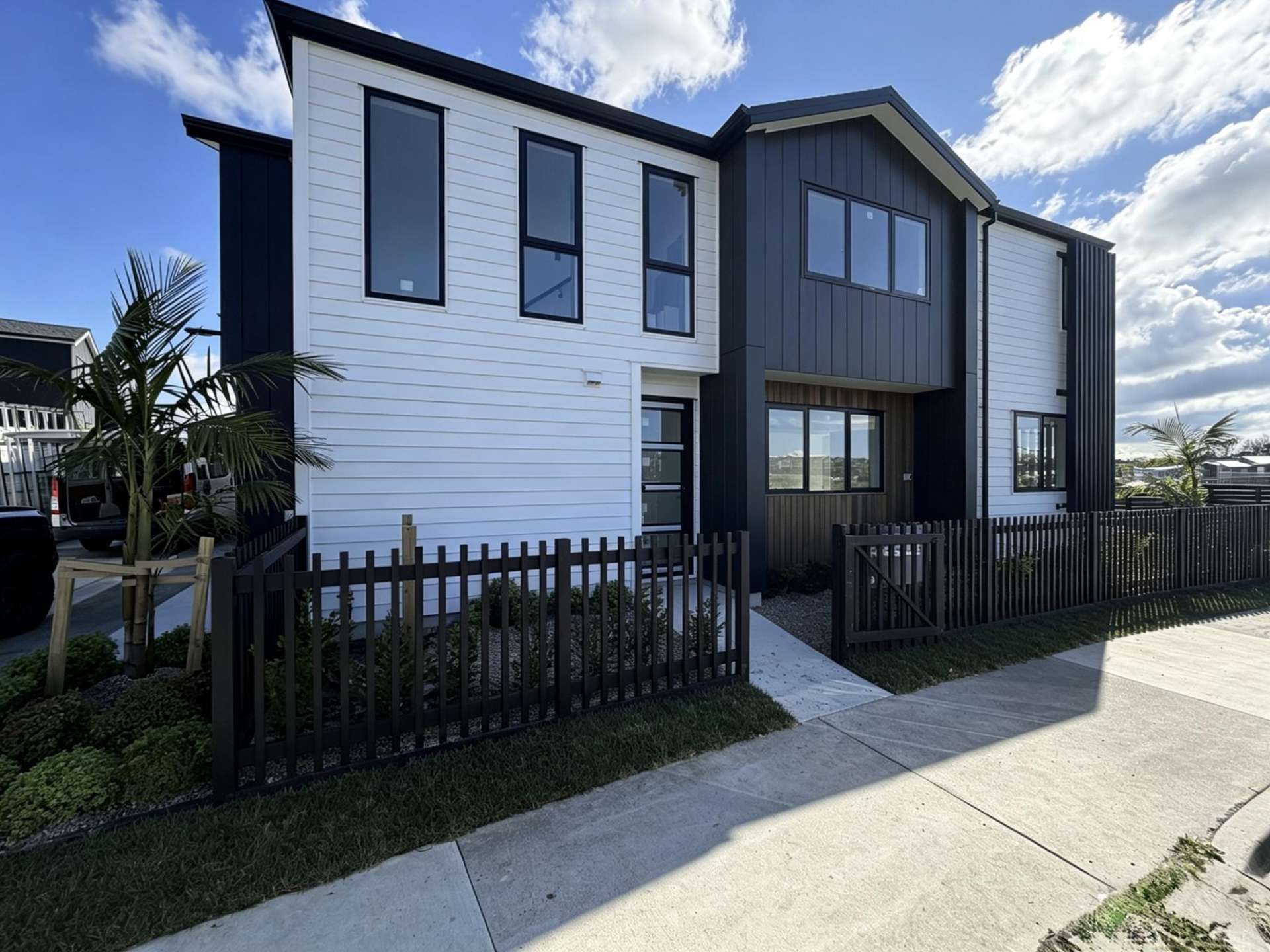 1/73 Te Taruna Drive Milldale_0