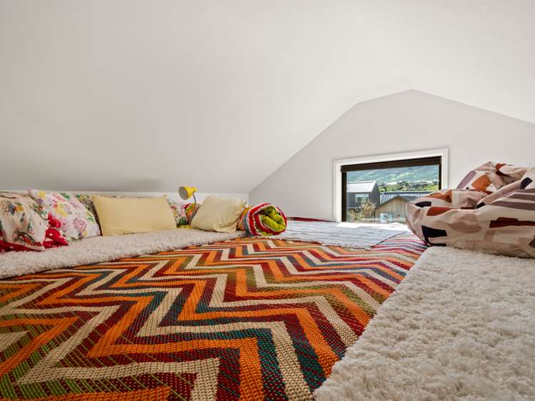 7 Polperro Court Jacks Point_26