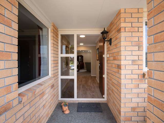 4 Merlin Close Huntington_2