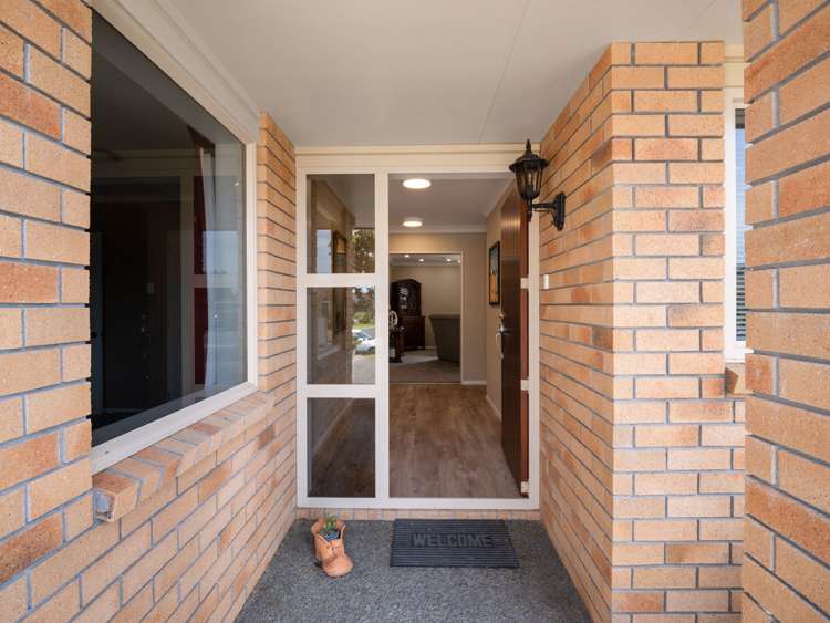 4 Merlin Close Huntington_2