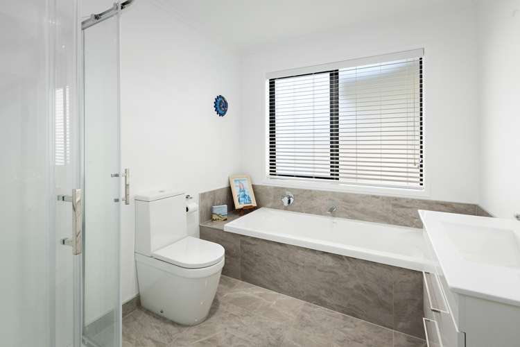 12 Augusta Rise Omokoroa_18