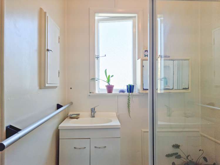 13 Wadsworth Street Takaka_12