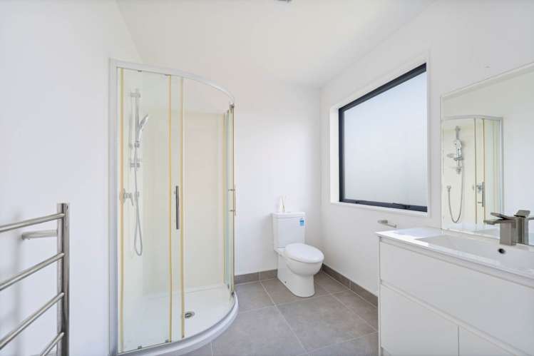 16 Hiki Street Hobsonville_15