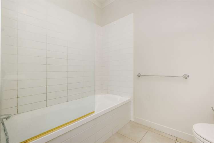 18/94 Glengarry Road Glen Eden_10