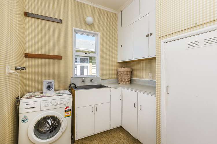 8 Torridon Road Miramar_16