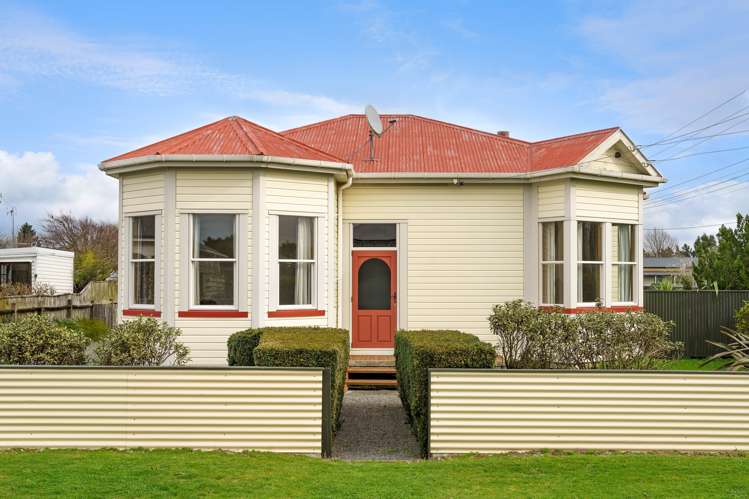 151 Pembroke Street Carterton_1