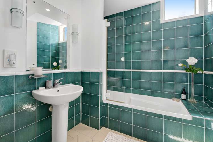 96 Harbour Village Drive Gulf Harbour_17