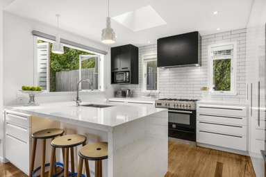 18 Lingarth Street_4