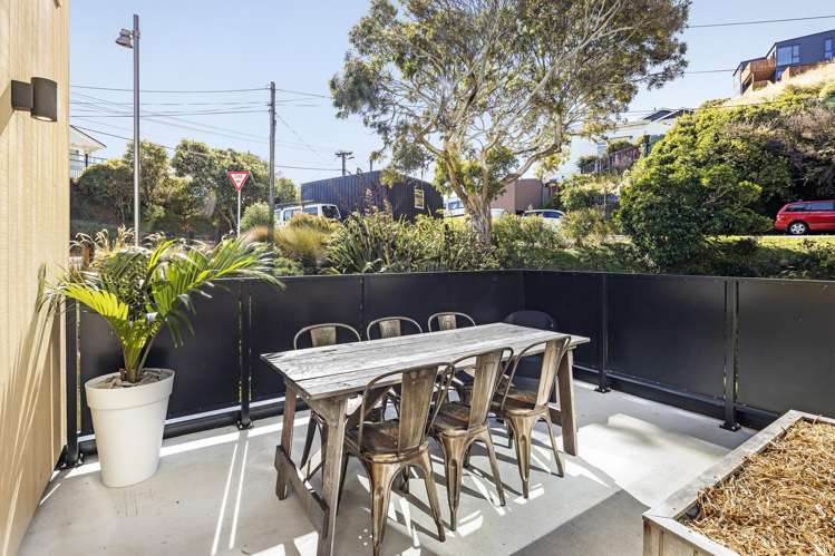 1 Mary Dobson Way Island Bay_8