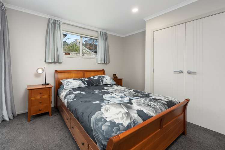 191 Lakes Boulevard Pyes Pa_15