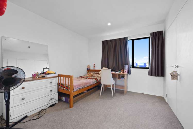 31/47A Huntington Drive Botany Downs_6