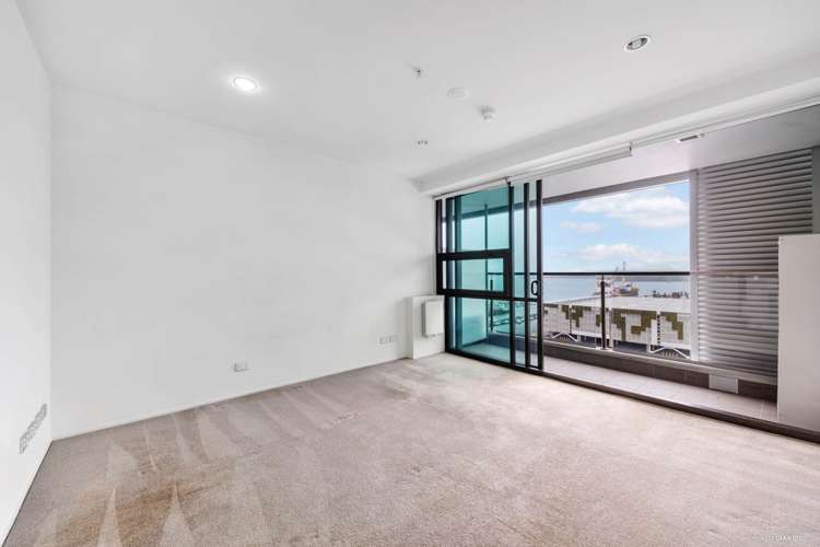 1207/18 Beach Road Auckland Central_8