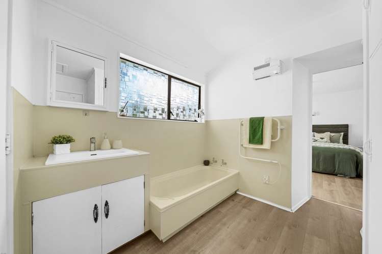63C Woodward Road Mount Albert_17