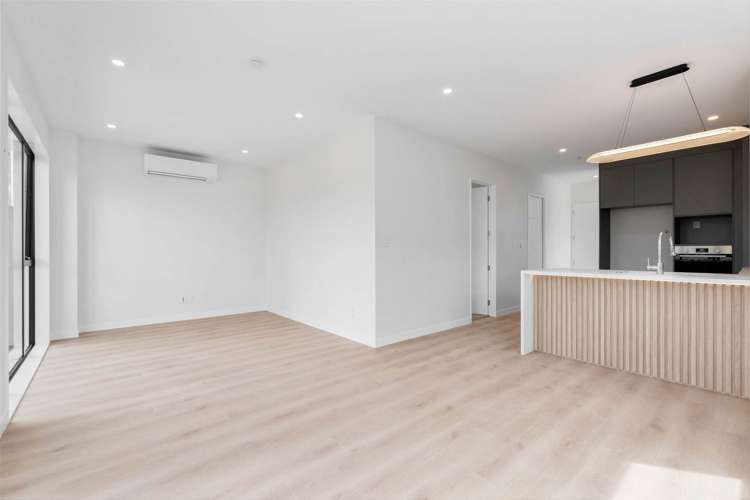 Lot 4/16 Madison Place_4