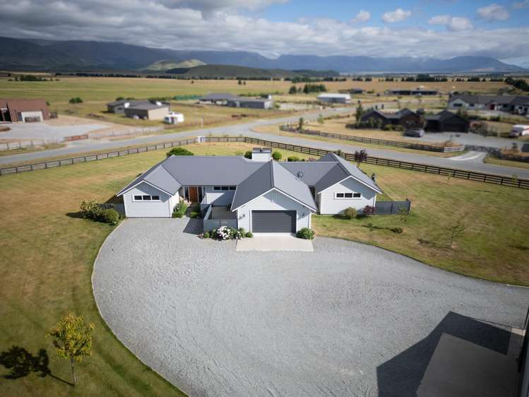 2 Homestead Avenue_4