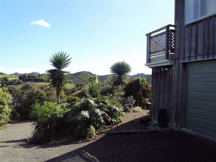 11 Toi Track Russell_8