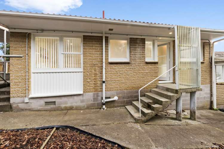 1/103a Landscape Road Mount Eden_11