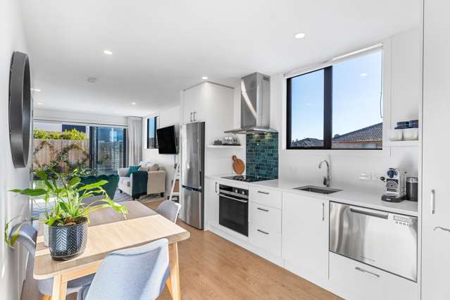 End Unit 2-Bed, 2-Bath Freehold Home