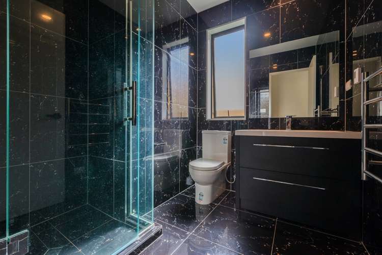 11 Caldera Drive Long Bay_16