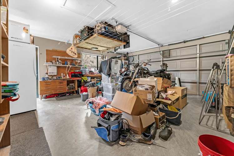 7 Holsten Place Massey_29