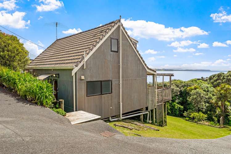 25 Rangimaarie Crescent Snells Beach_15