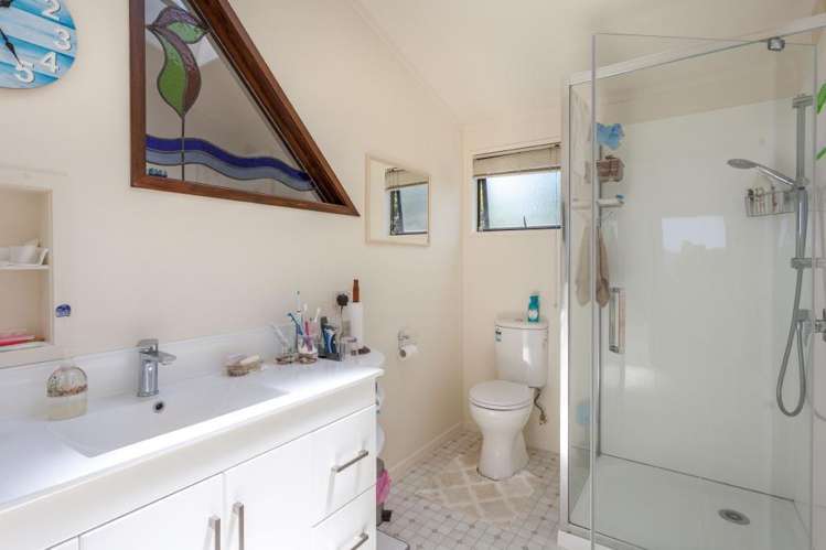 16 Gregory Lane Whangamata_25