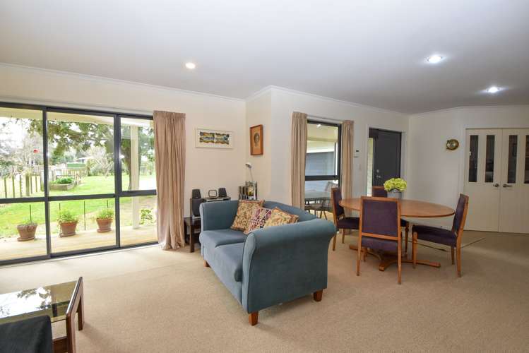 20 Hilton Road Carterton_6