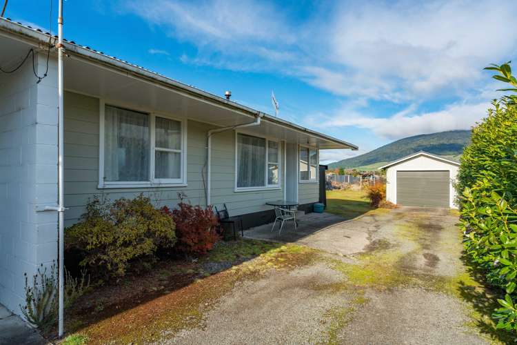 23 Tongariro Road Turangi_23