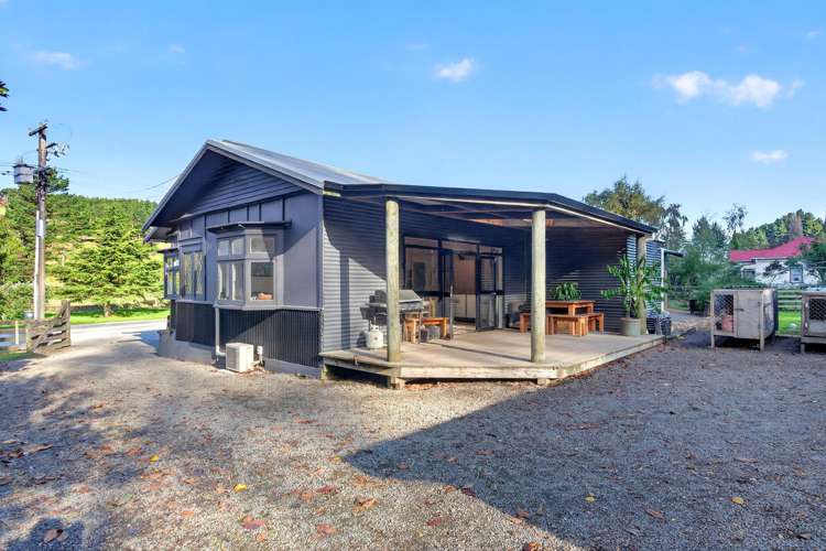 1351 Opaki Kaiparoro Road Mauriceville_14