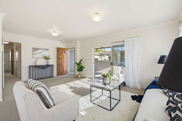 52 Bodi Place Te Atatu South_8