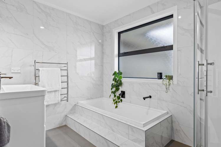 28 Landsborough Drive Darfield_14