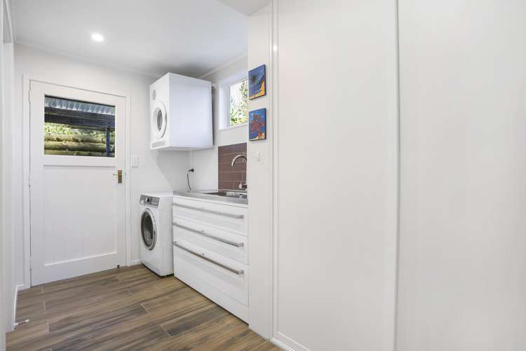 22 Telstar Place Beach Haven_16