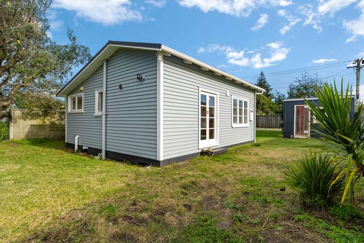 6 Kapiti Lane Otaki Beach_20