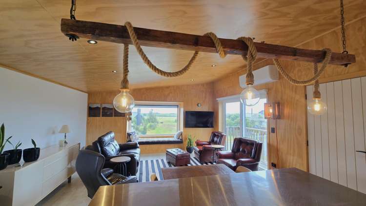 11 The Strand Okarito_9