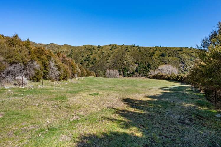 1367 Leatham Road Wairau Valley_13