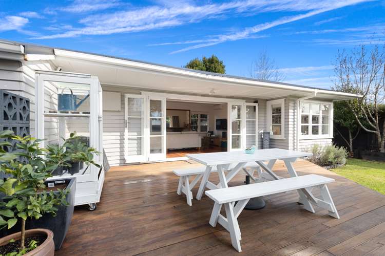 1a Rixon Place Te Atatu Peninsula_2