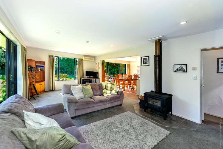 9 School Lane Kirwee_13