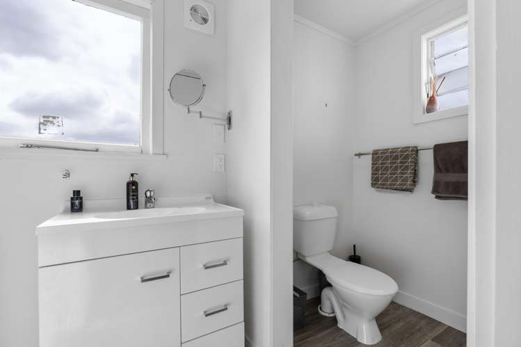 170 Lethbridge Street Feilding_11