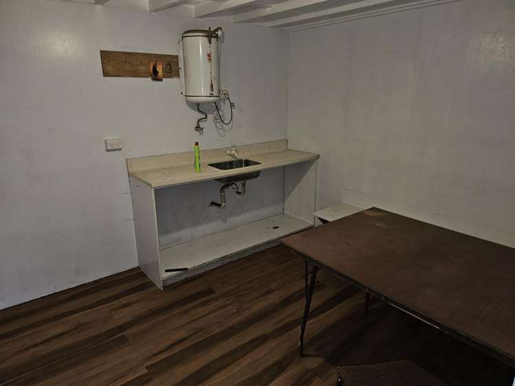 1 Cnr Fairdown Road and Caledonian Road Fairdown_13