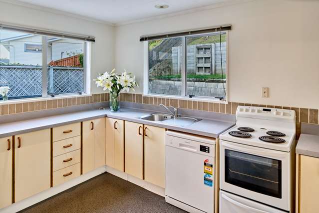 3 Ayton Drive Whitby_3