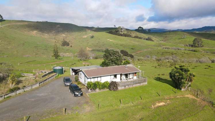 591D East Coast Road Kaiaua_12