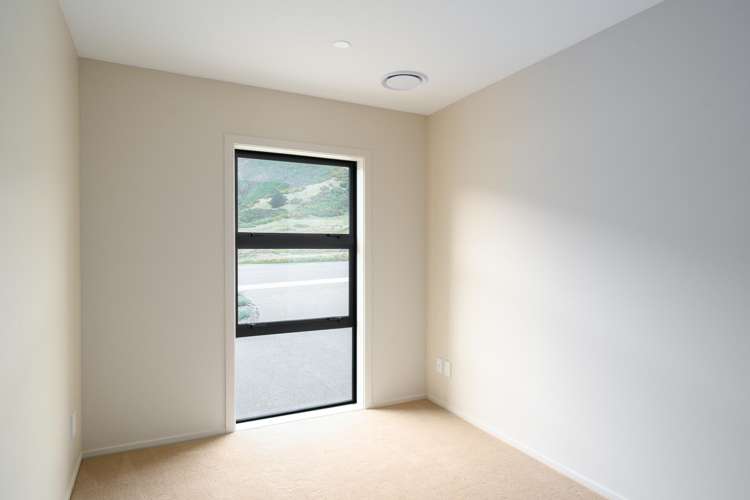 67 Crompton Avenue Churton Park_12