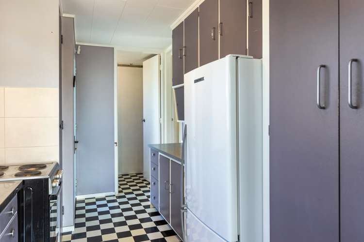 14 Runuku Grove Turangi_16