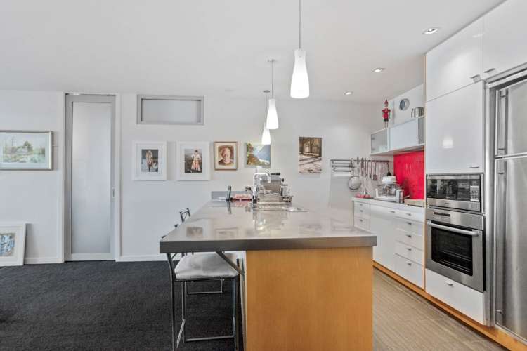 17/6 Beach Front Lane Browns Bay_4