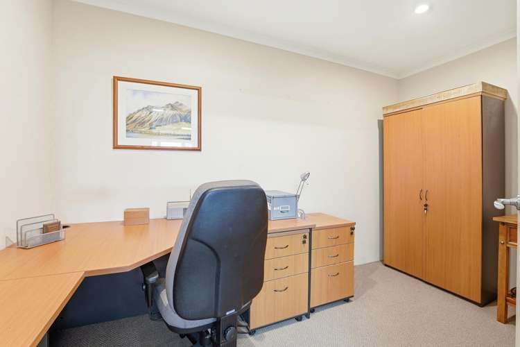 5B Putiki Drive Durie Hill_16