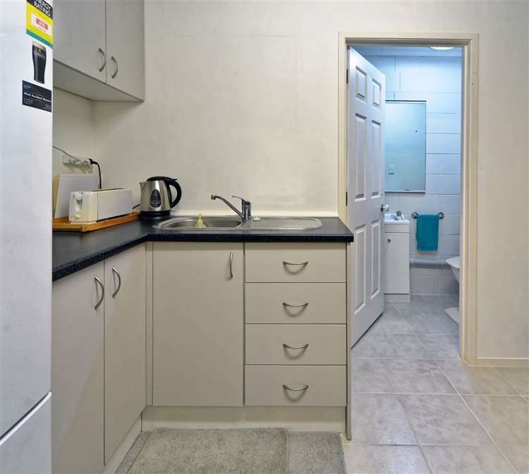 30 Rhinevale Close Henderson_17