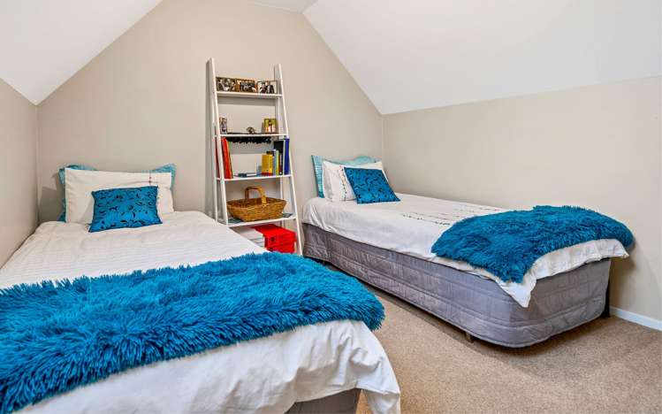 54 Squadron Drive Hobsonville_12