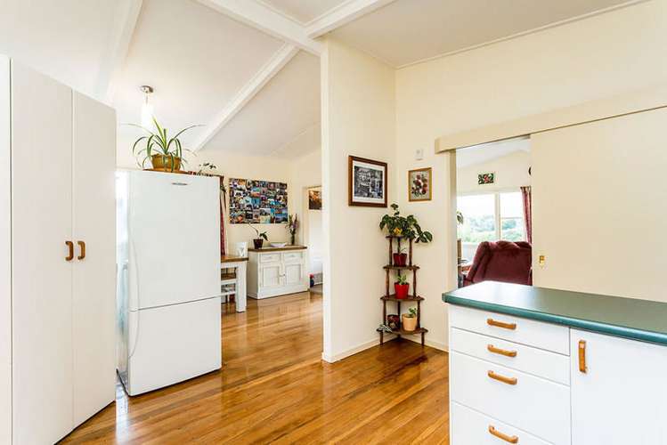 14 Castlewood Road Company Bay_4